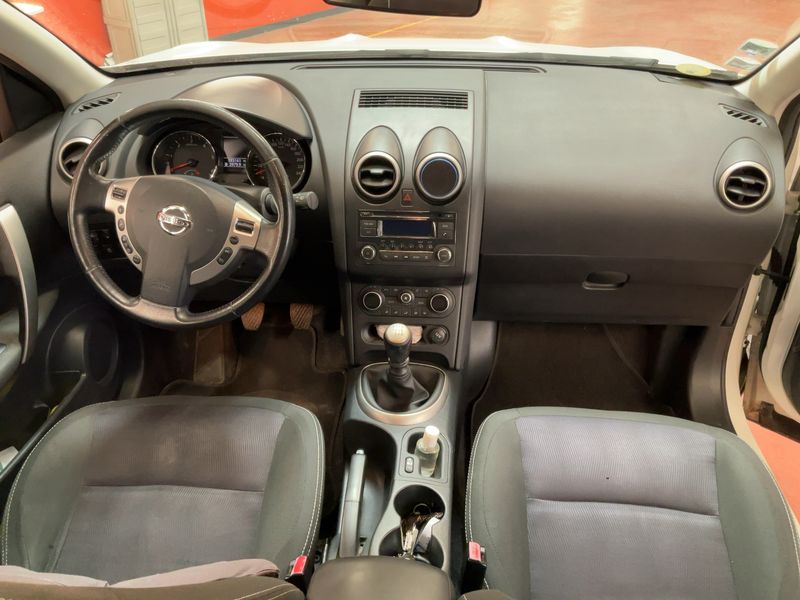 Nissan Qashqai 1.6 dCi Tekna 2014 – снимка 17