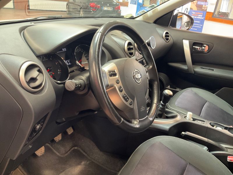 Nissan Qashqai 1.6 dCi Tekna 2014 – снимка 23