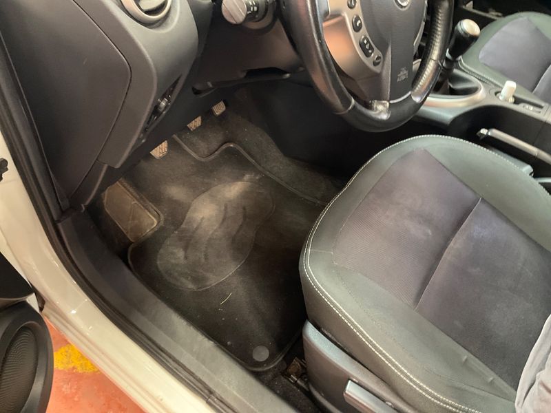 Nissan Qashqai 1.6 dCi Tekna 2014 – снимка 22