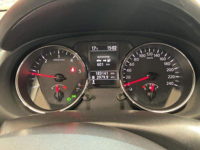 Nissan Qashqai 1.6 dCi Tekna 2014 – снимка 18