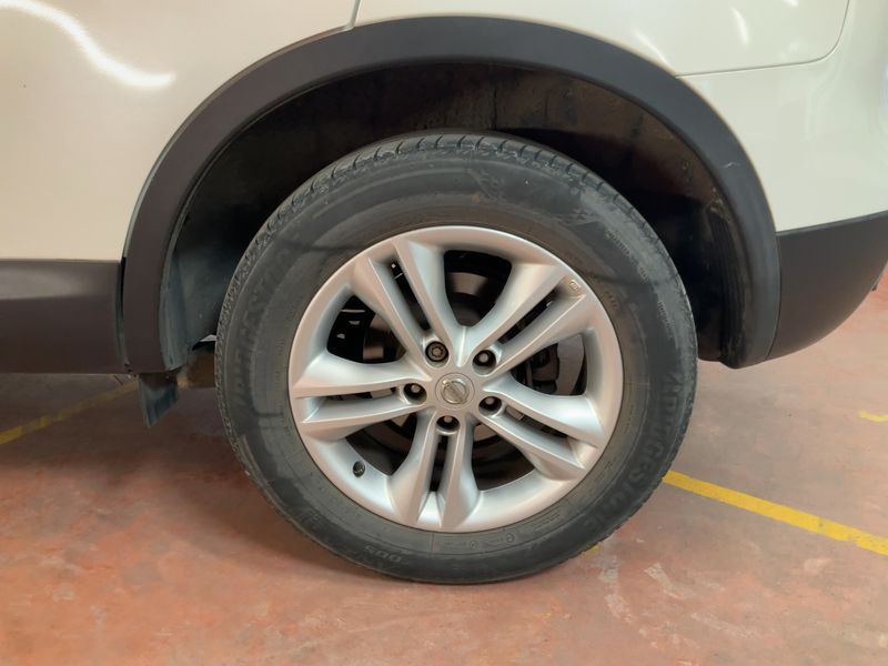 Nissan Qashqai 1.6 dCi Tekna 2014 – снимка 5