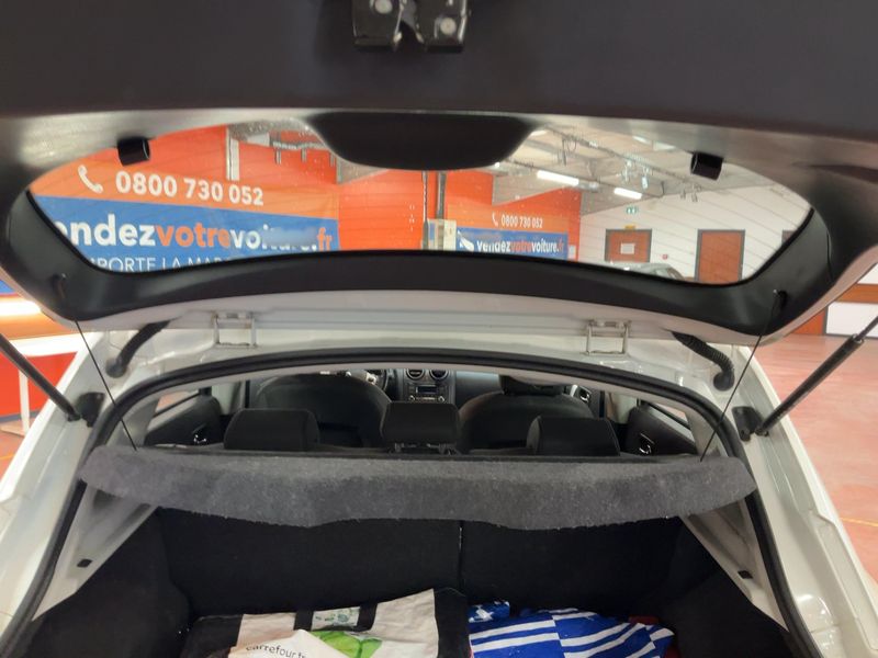 Nissan Qashqai 1.6 dCi Tekna 2014 – снимка 15