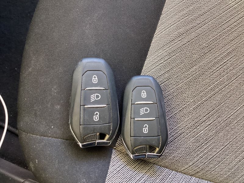 Citroen Berlingo 1.5 Blue-HDi Shine XL 2020 – снимка 24