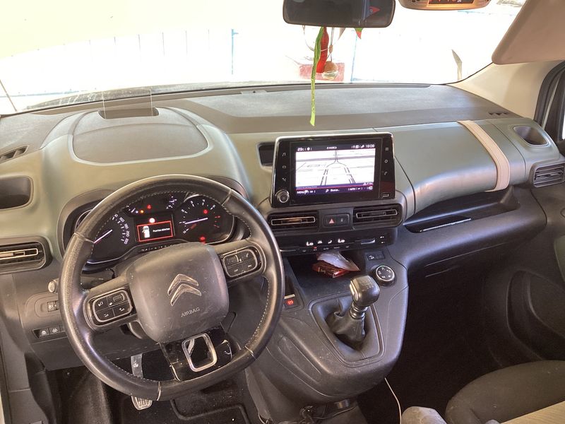 Citroen Berlingo 1.5 Blue-HDi Shine XL 2020 – снимка 17