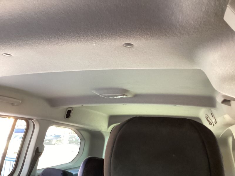 Citroen Berlingo 1.5 Blue-HDi Shine XL 2020 – снимка 32