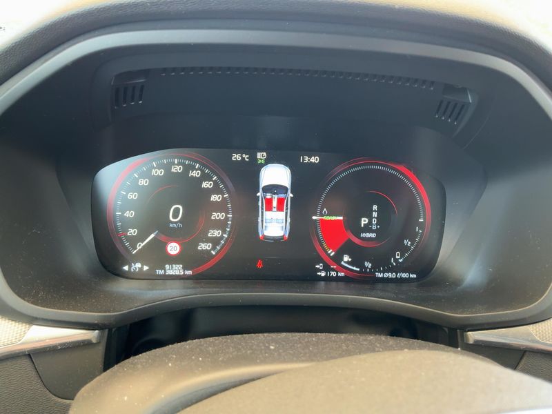 Volvo XC60 2.0 T6 Plug-in Hybrid R Design AWD 2021 – снимка 18