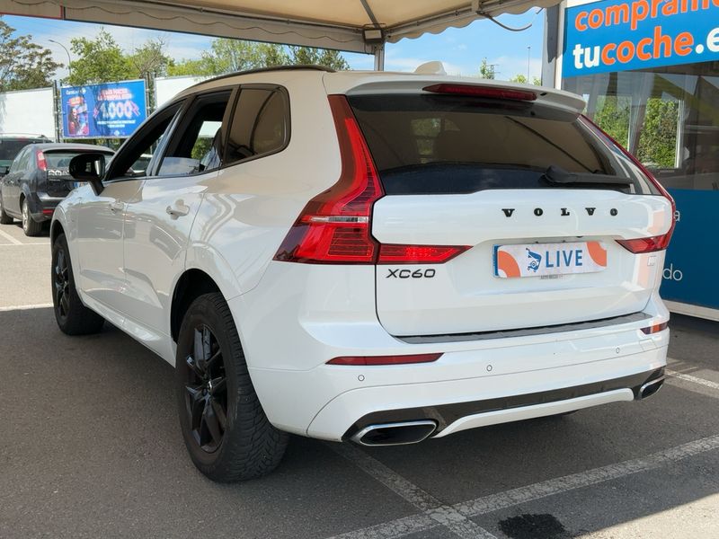 Volvo XC60 2.0 T6 Plug-in Hybrid R Design AWD 2021 – снимка 6