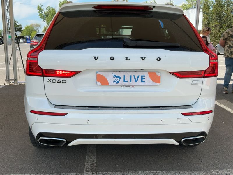 Volvo XC60 2.0 T6 Plug-in Hybrid R Design AWD 2021 – снимка 7