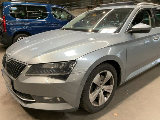 Skoda Superb 2.0 TDI Style 2016 – снимка 2