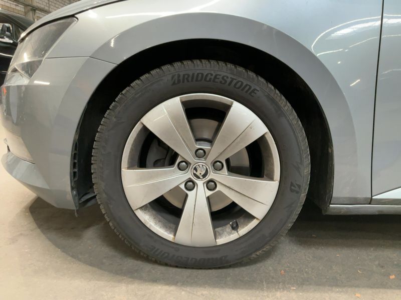 Skoda Superb 2.0 TDI Style 2016 – снимка 3