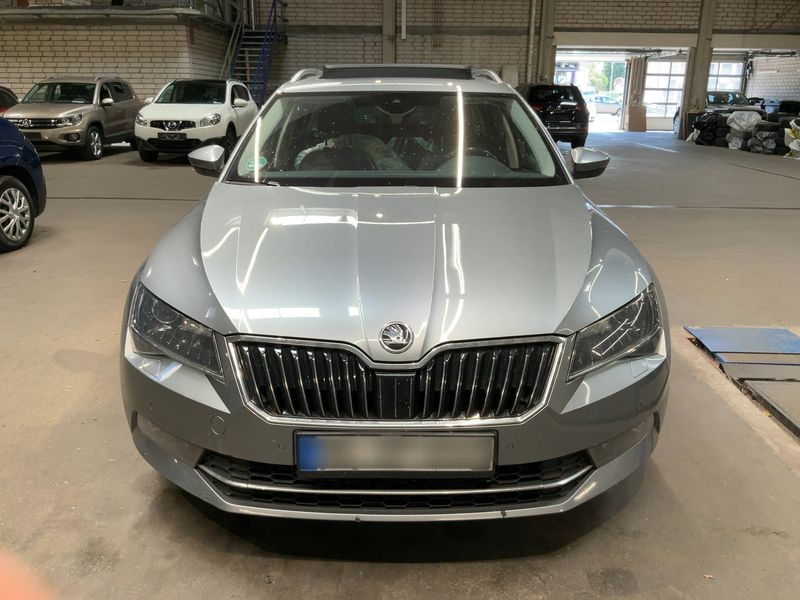 Skoda Superb 2.0 TDI Style 2016 – снимка 14