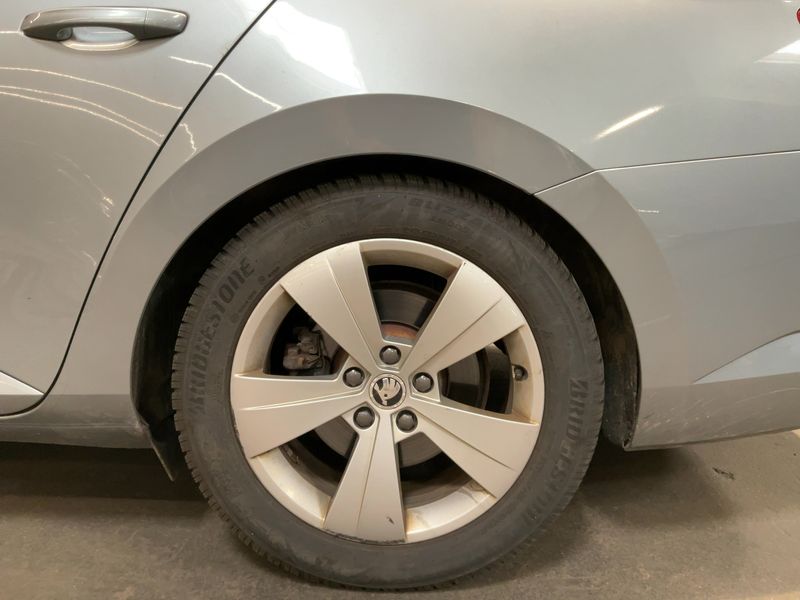 Skoda Superb 2.0 TDI Style 2016 – снимка 5