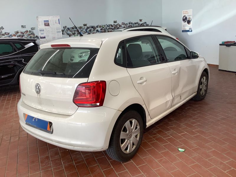 Volkswagen Polo 1.2 Trendline 2013 – снимка 2