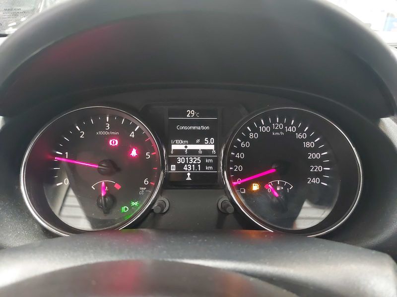 Nissan Qashqai 1.5 Turbodiesel Tekna 2012 – снимка 12