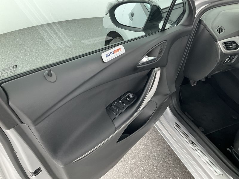 Opel Astra 1.2 Turbo Opel 2020 Start/Stop 2020 – снимка 23