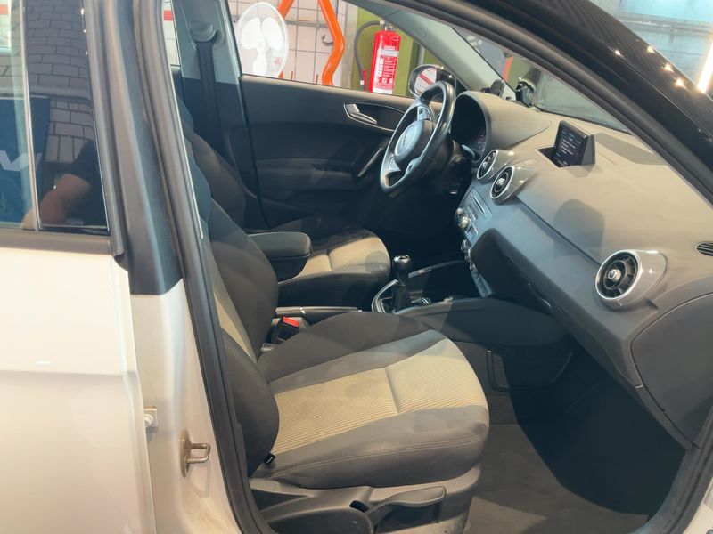 Audi A1 Sportback 1.0 TFSI Design 2016 – снимка 16