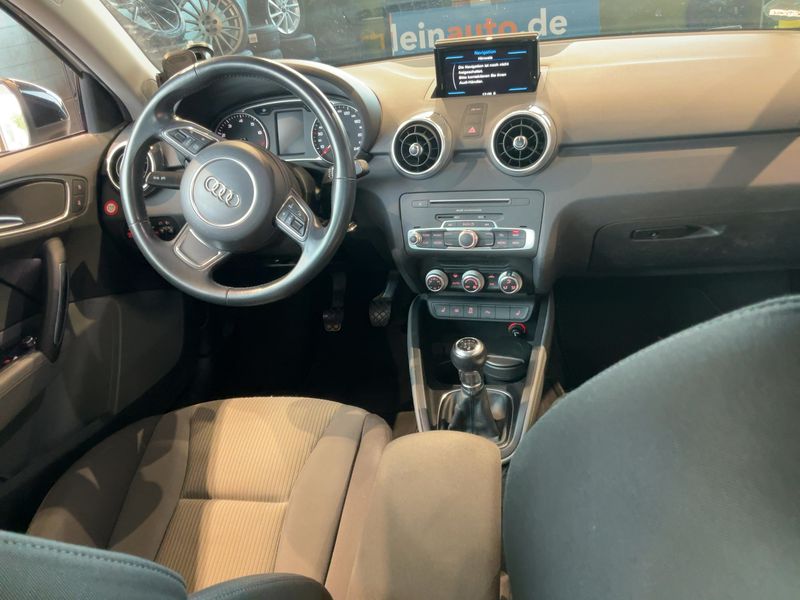 Audi A1 Sportback 1.0 TFSI Design 2016 – снимка 17