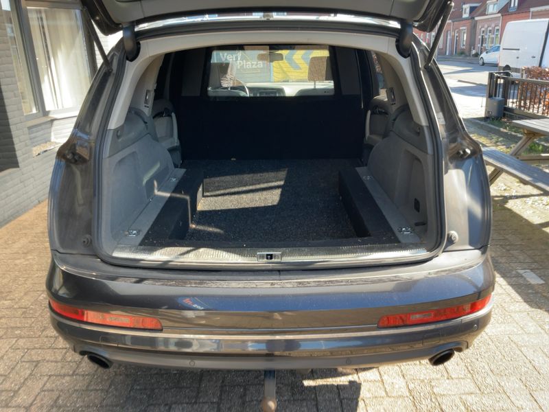 Audi Q7 3.0 V6 TFSI quattro 2012 – снимка 15