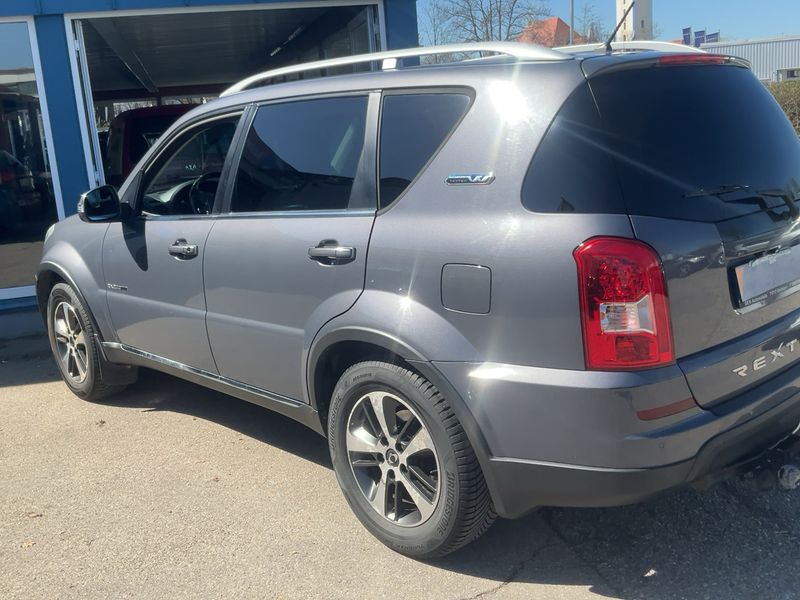 Ssangyong Rexton 2.0 TD Sapphire 4x4 2016 – снимка 6
