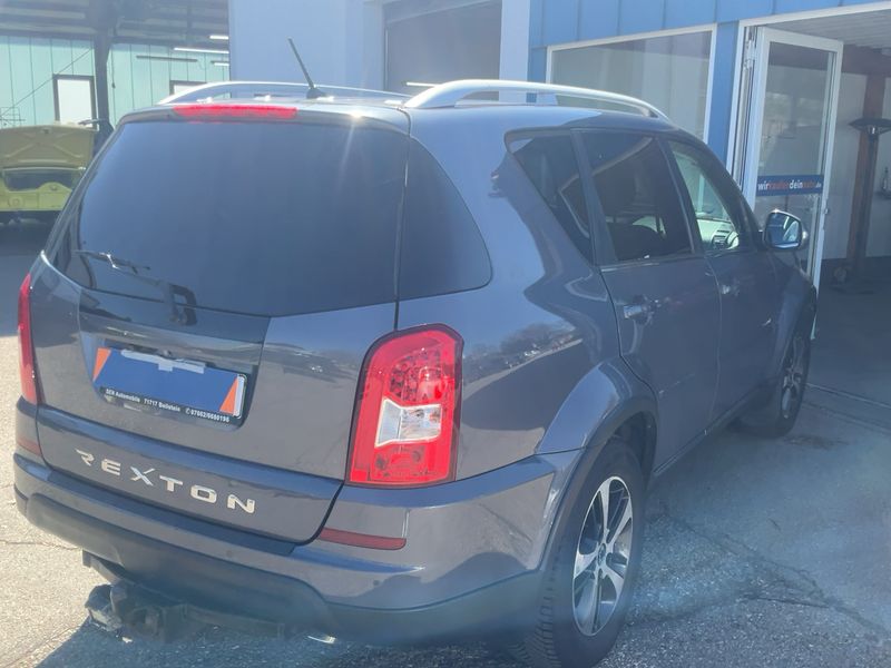 Ssangyong Rexton 2.0 TD Sapphire 4x4 2016 – снимка 8