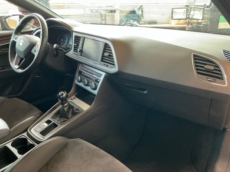 Seat Leon 1.4 TSI ACT Xcellence 2017 – снимка 24