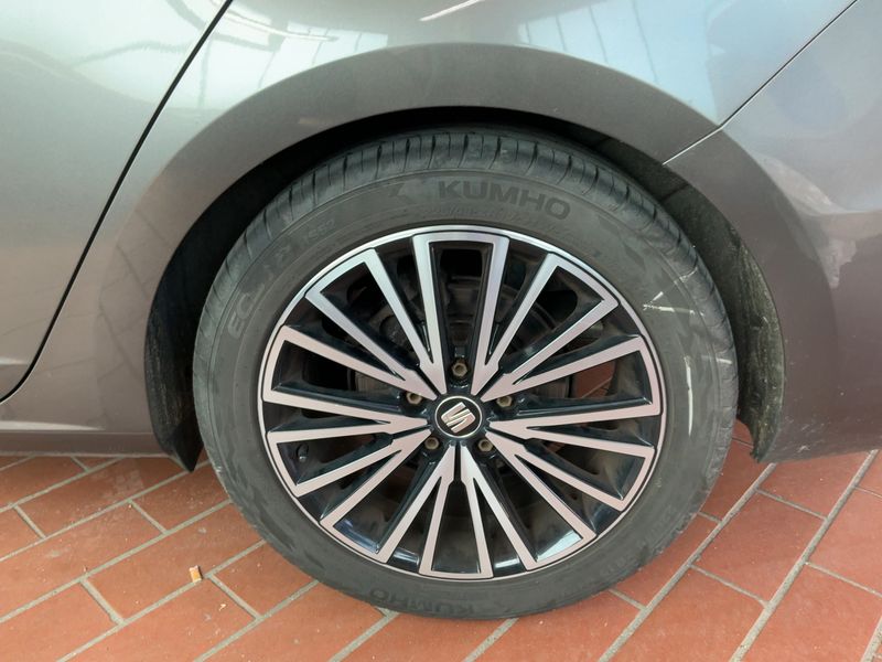 Seat Leon 1.4 TSI ACT Xcellence 2017 – снимка 5