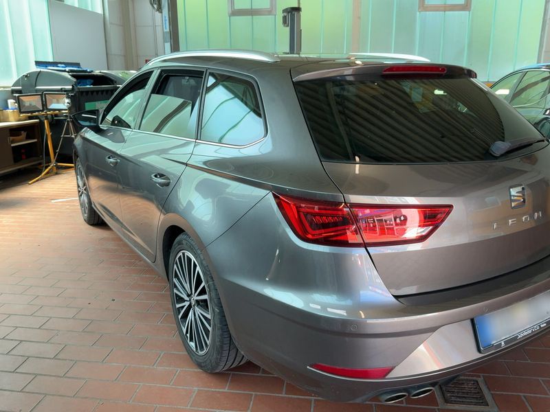 Seat Leon 1.4 TSI ACT Xcellence 2017 – снимка 6