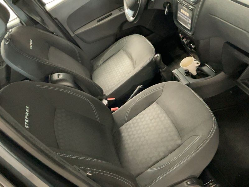 Dacia Lodgy 1.2 TCe Stepway 2015 – снимка 16