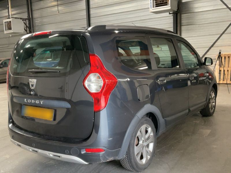 Dacia Lodgy 1.2 TCe Stepway 2015 – снимка 8