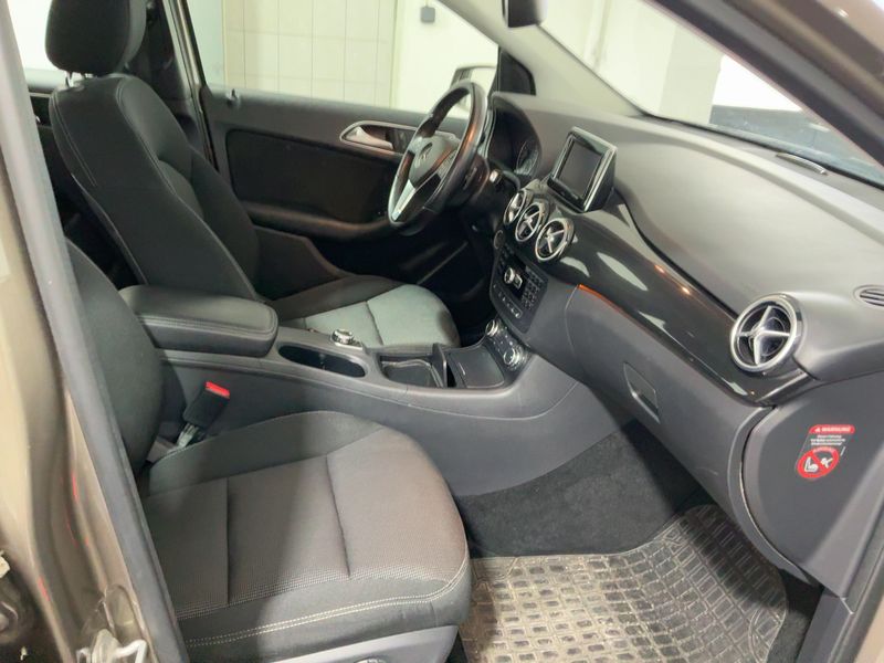 Mercedes-Benz B-Klasse B 200 CDI Standard 2013 – снимка 17