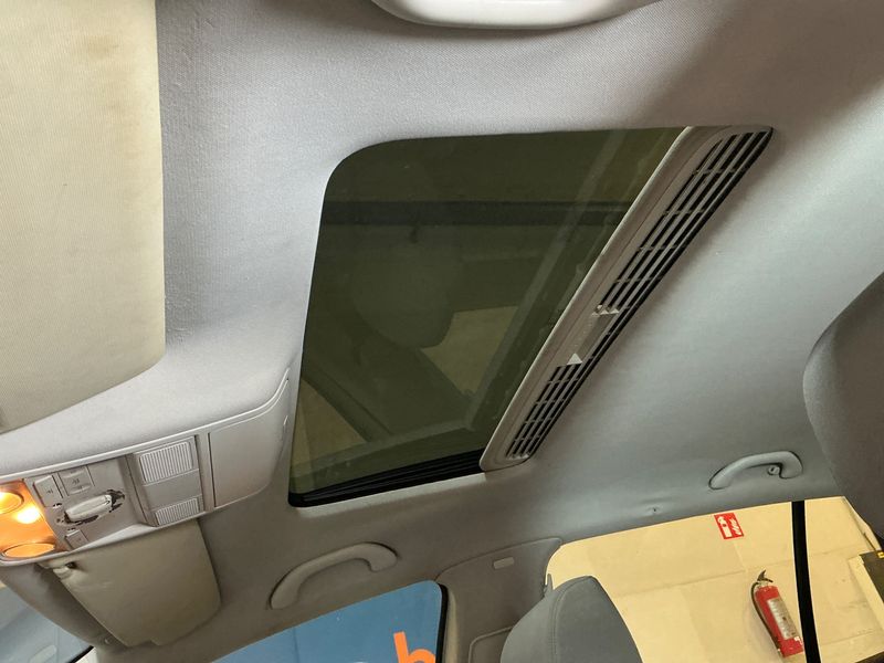 Volkswagen Golf V 2.0 FSI Sportline 2005 – снимка на щета