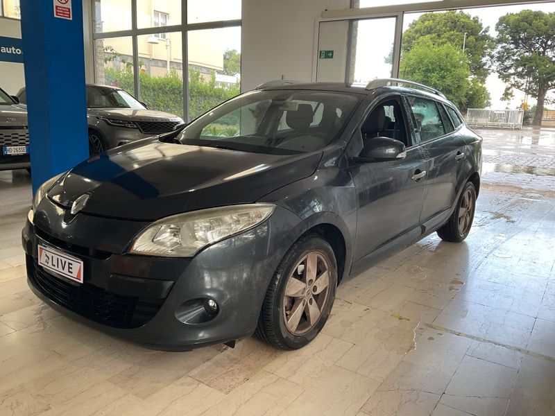 Renault Megane 1.5 dCi Dynamique 2010 – снимка 1