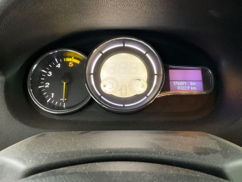 Renault Megane 1.5 dCi Dynamique 2010 – снимка 4