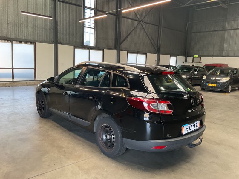 Renault Megane 1.5 dCi Expression 2012 – снимка 6