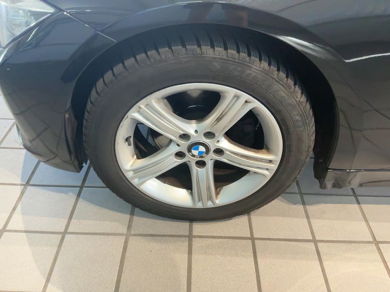 BMW 3er 320d 2012 – снимка 17