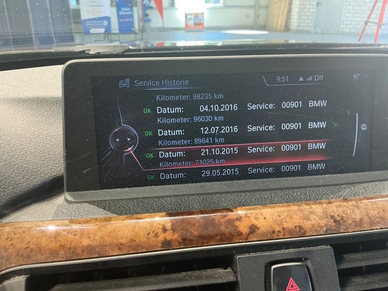 BMW 3er 320d 2012 – снимка 26