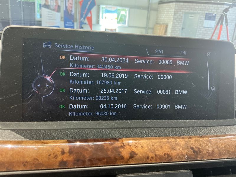 BMW 3er 320d 2012 – снимка 25