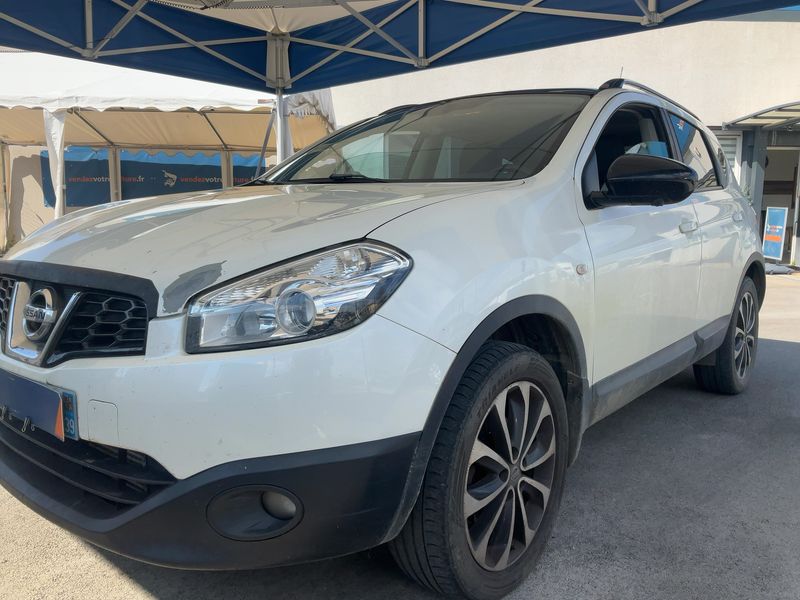 Nissan Qashqai 1.6 dCi Connect Edition 4x4 2014 – снимка 2