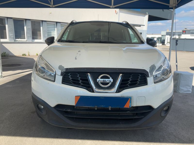 Nissan Qashqai 1.6 dCi Connect Edition 4x4 2014 – снимка 14