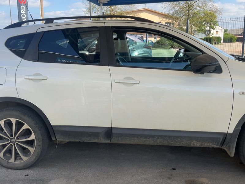 Nissan Qashqai 1.6 dCi Connect Edition 4x4 2014 – снимка 10