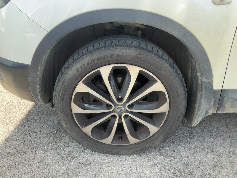 Nissan Qashqai 1.6 dCi Connect Edition 4x4 2014 – снимка 3