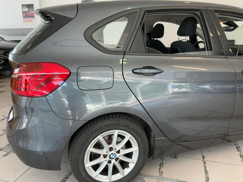 BMW 2er 218d Active Tourer Basis 2015 – снимка 6