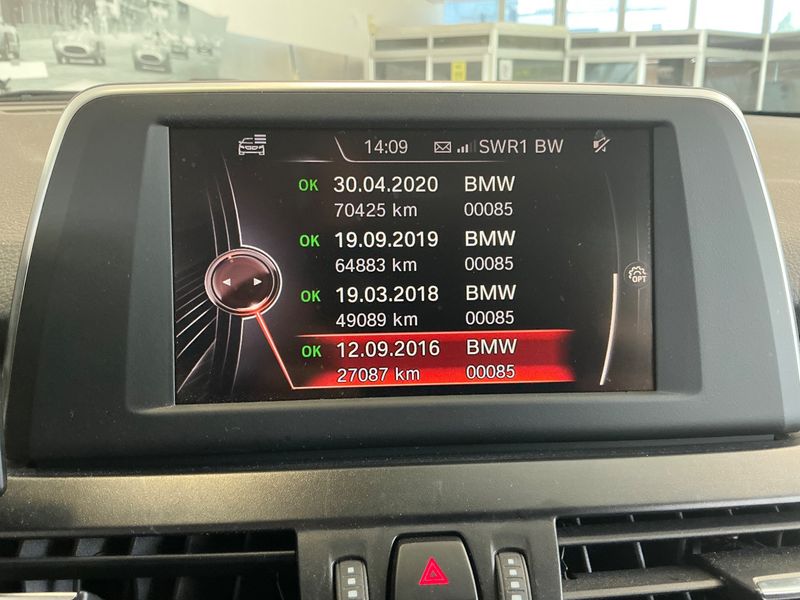 BMW 2er 218d Active Tourer Basis 2015 – снимка 23