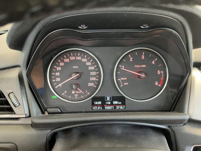 BMW 2er 218d Active Tourer Basis 2015 – снимка 13