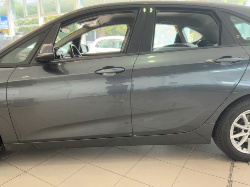 BMW 2er 218d Active Tourer Basis 2015 – снимка 4