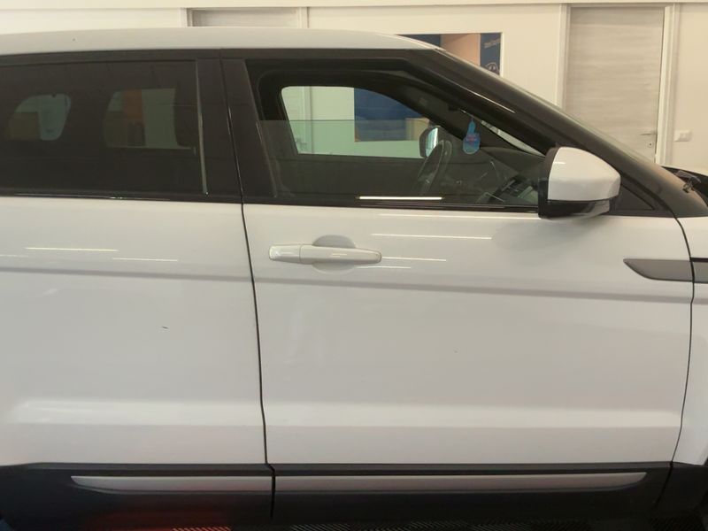 Land Rover Evoque 2.0 Td4 SE 2016 – снимка 10