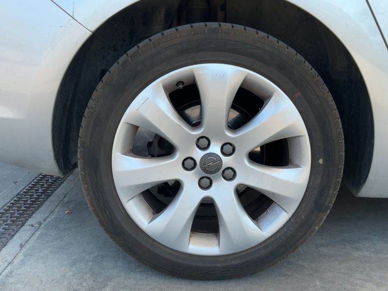 Opel Astra 1.3 CDTI Selective 2012 – снимка 9