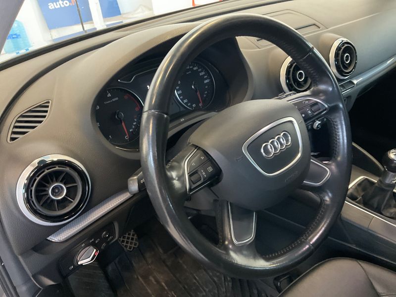 Audi A3 Sportback 1.6 TDI Ambiente 2015 – снимка на щета 34