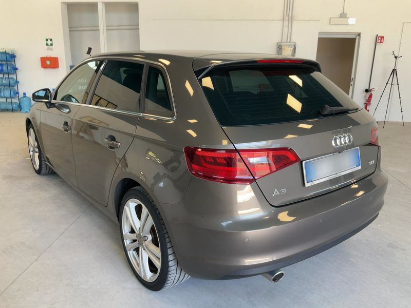 Audi A3 Sportback 1.6 TDI Ambiente 2015 – снимка 6