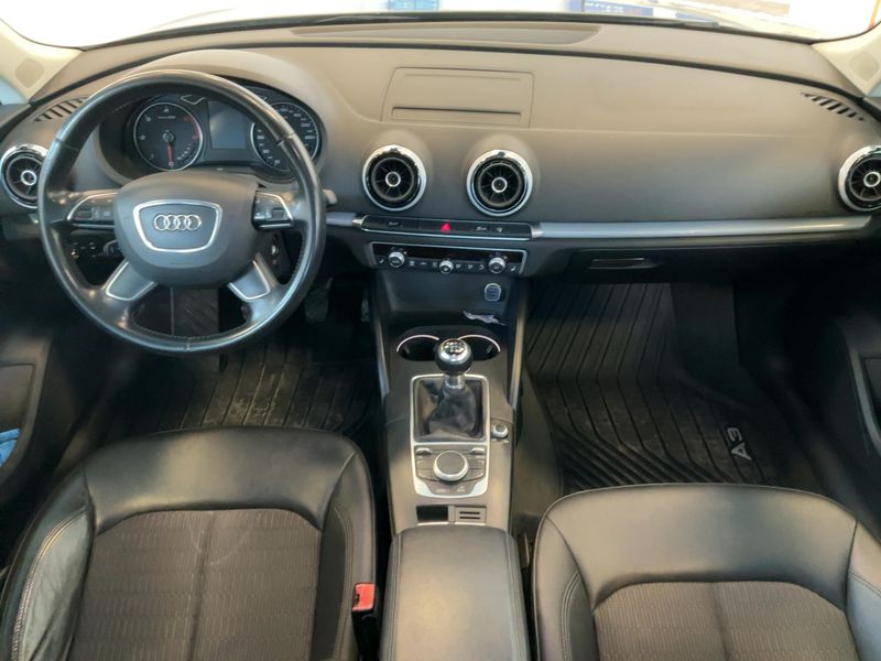 Audi A3 Sportback 1.6 TDI Ambiente 2015 – снимка 17